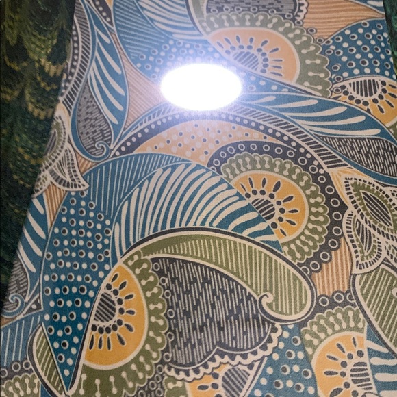 Rose + Olive Topper - Picture 8 of 9